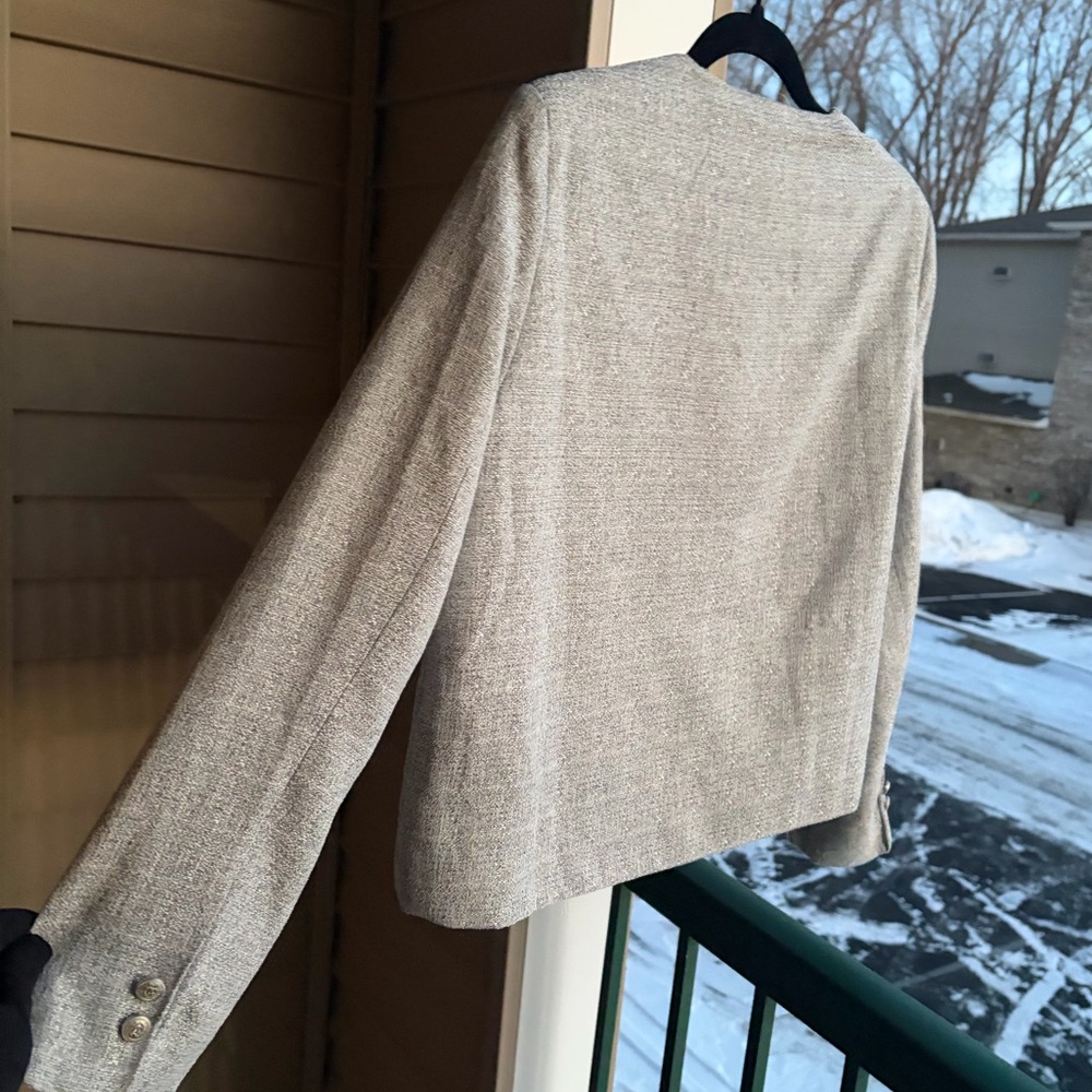 🆕 To My Lovers Gray Tweed Cropped Jacket Blazer Gold Crest Buttons Lined Size M - Picture 6 of 17